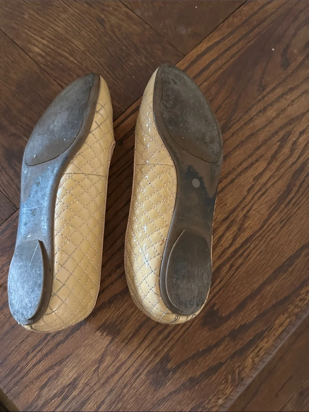 Tory Burch nude quilted